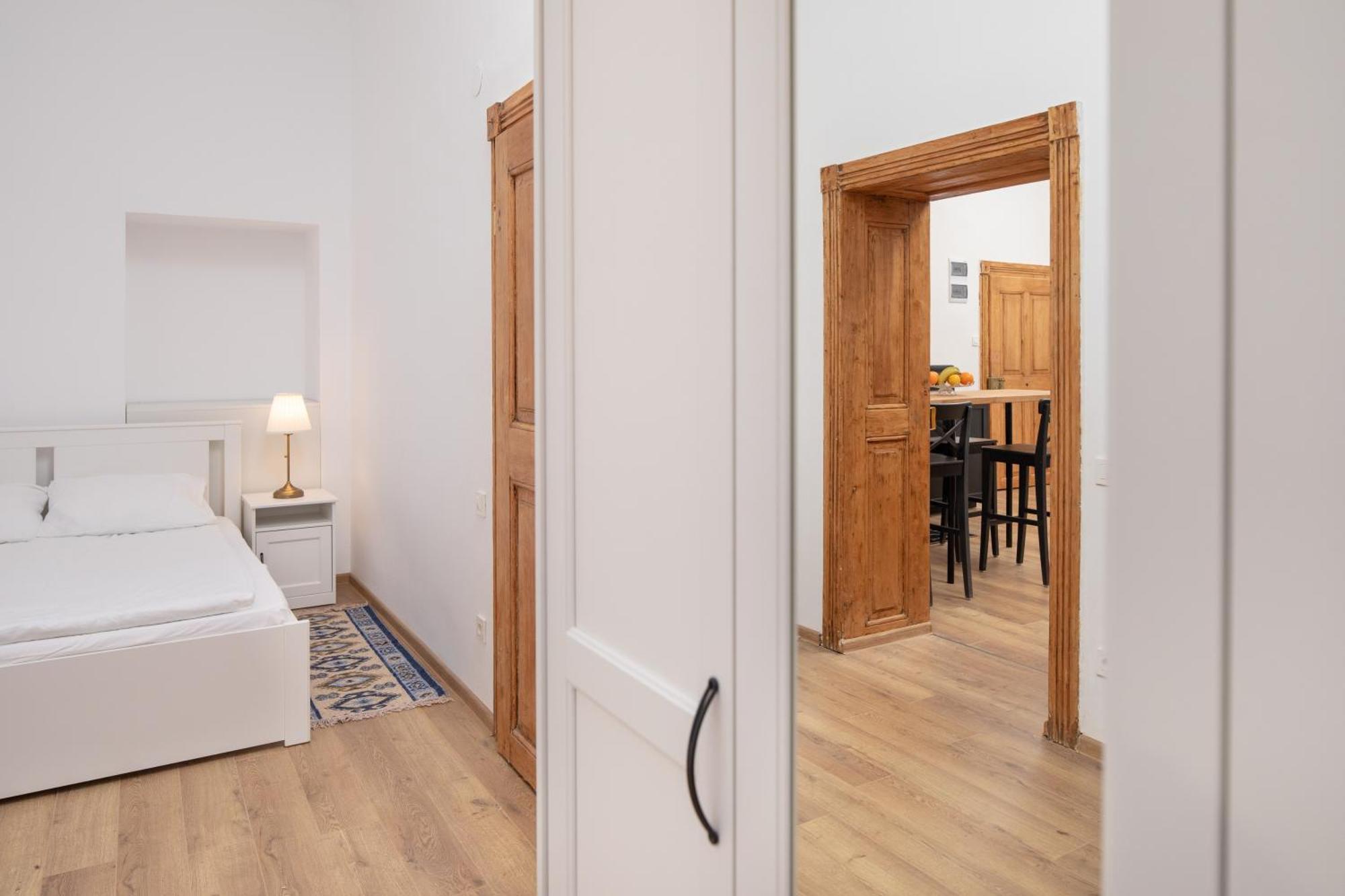 Hirscher Apartments บราชอฟ ภายนอก รูปภาพ