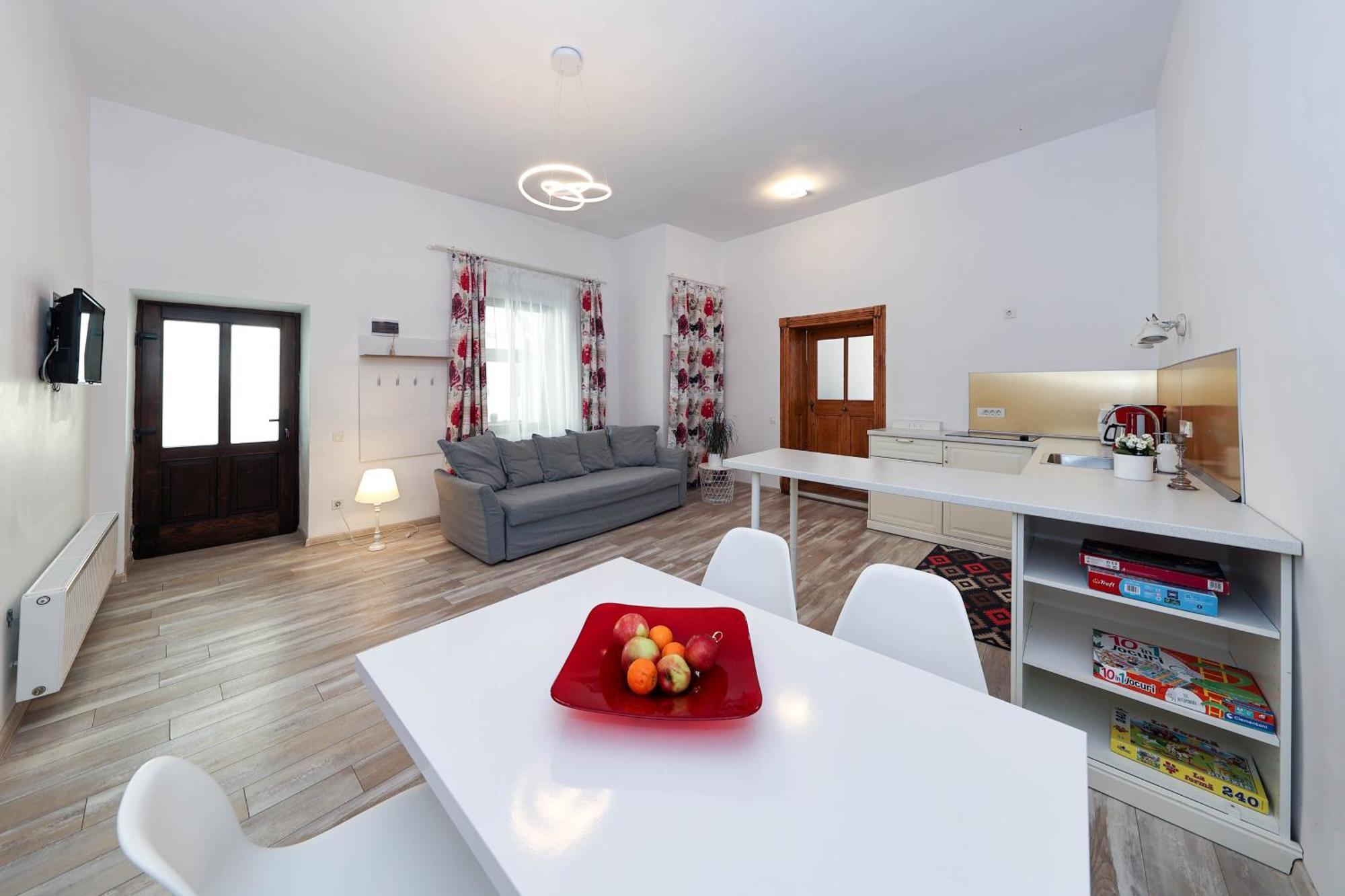 Hirscher Apartments บราชอฟ ภายนอก รูปภาพ
